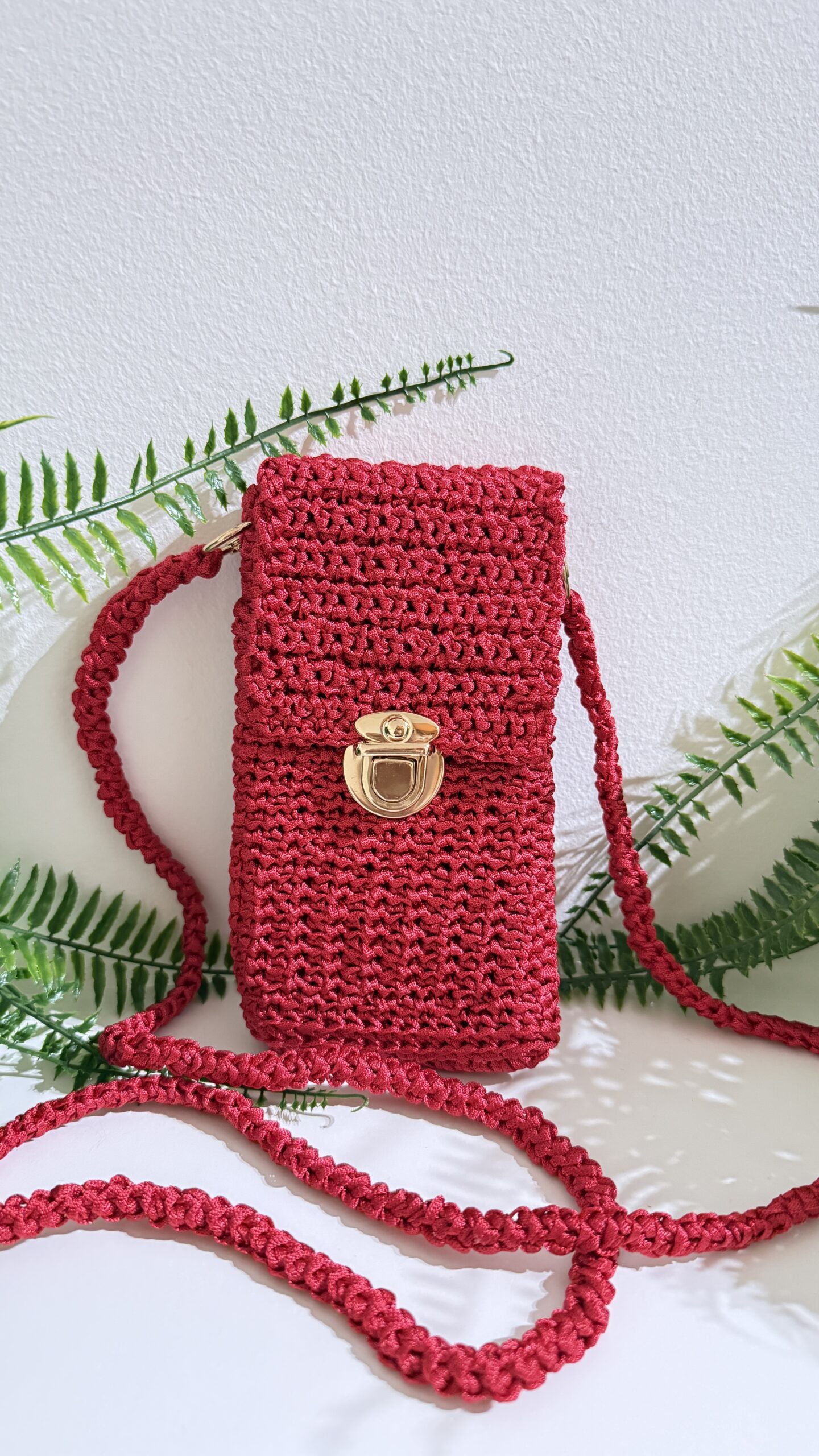 Swiss Phone Bag Ruby Red - Front View