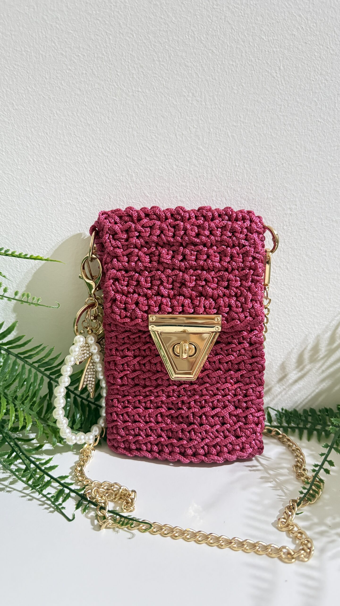 Swiss Phone Bag Rosewood Pink - Front View