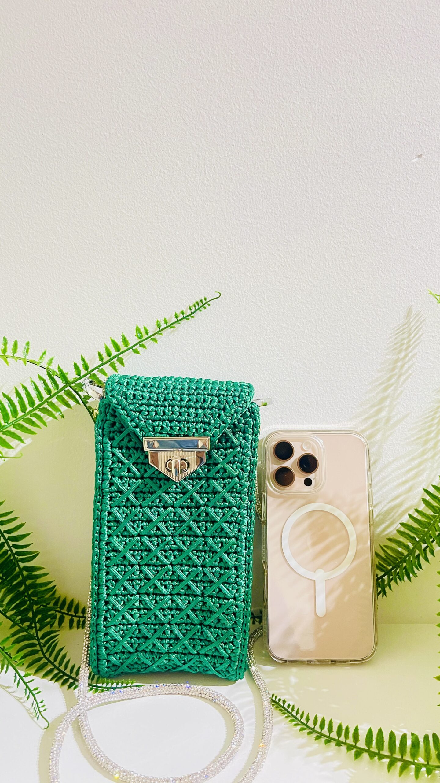 Swiss Phone Bag Emerald Green - Image 2